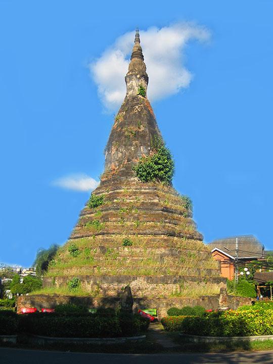 "IMG_0662" ビエンチャン観光 タートダム(That Dam)